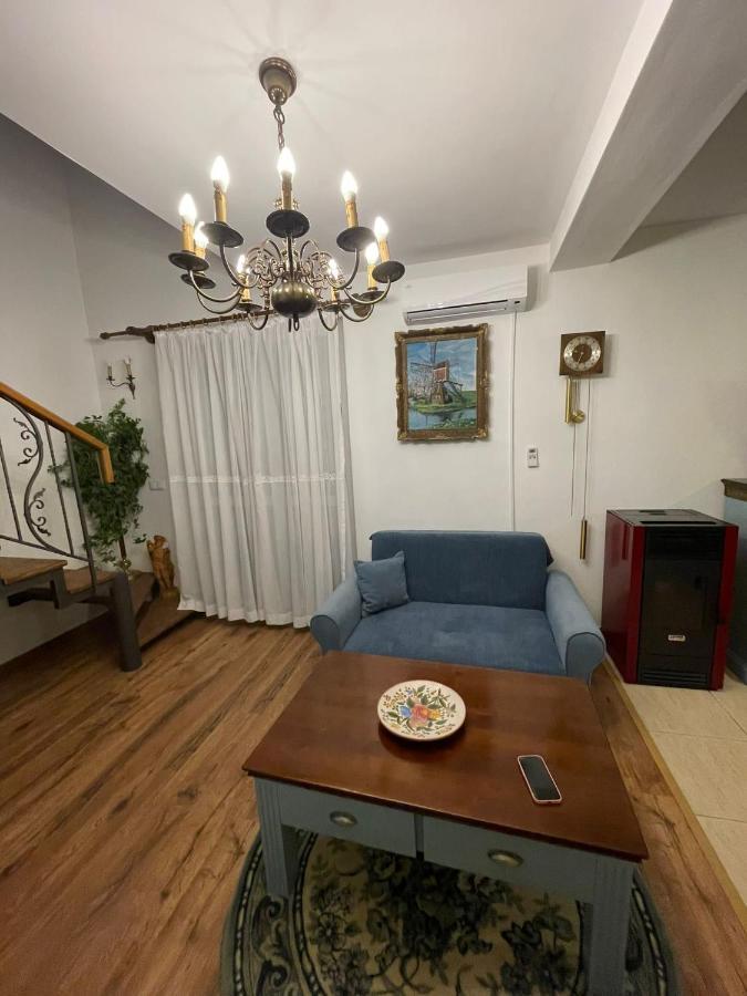 דירות אלבה לוליה Apartament Yannis מראה חיצוני תמונה