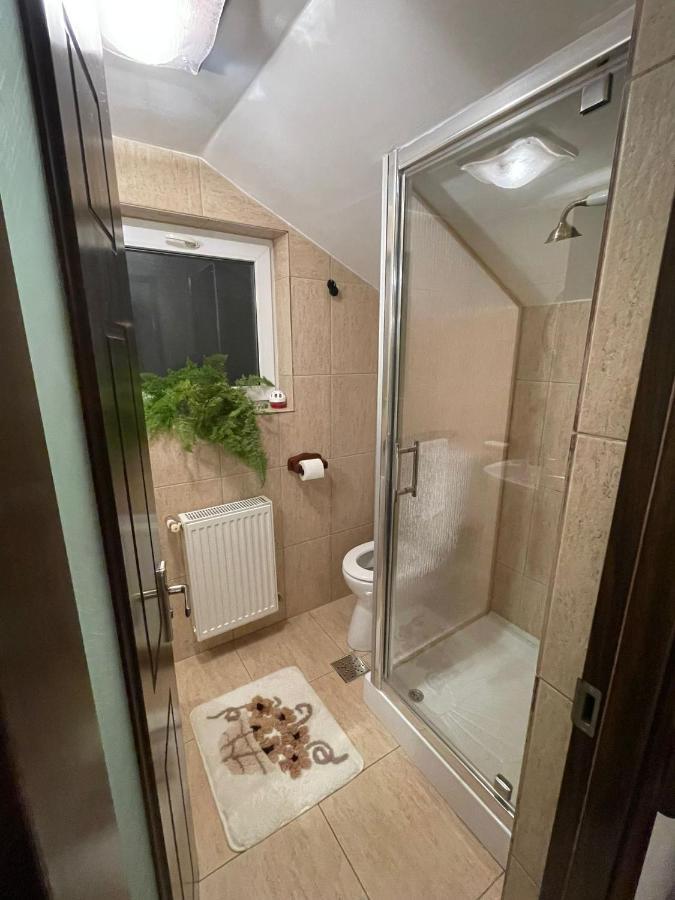 דירות אלבה לוליה Apartament Yannis מראה חיצוני תמונה