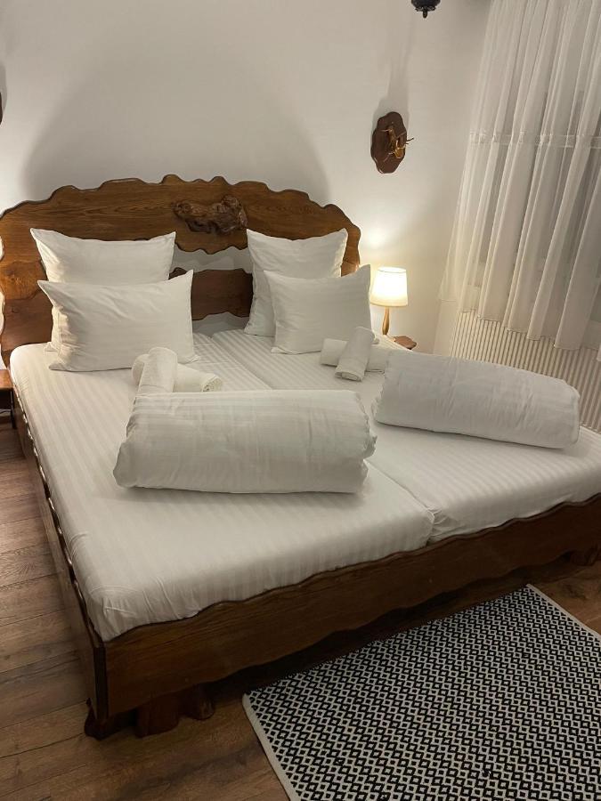 דירות אלבה לוליה Apartament Yannis מראה חיצוני תמונה