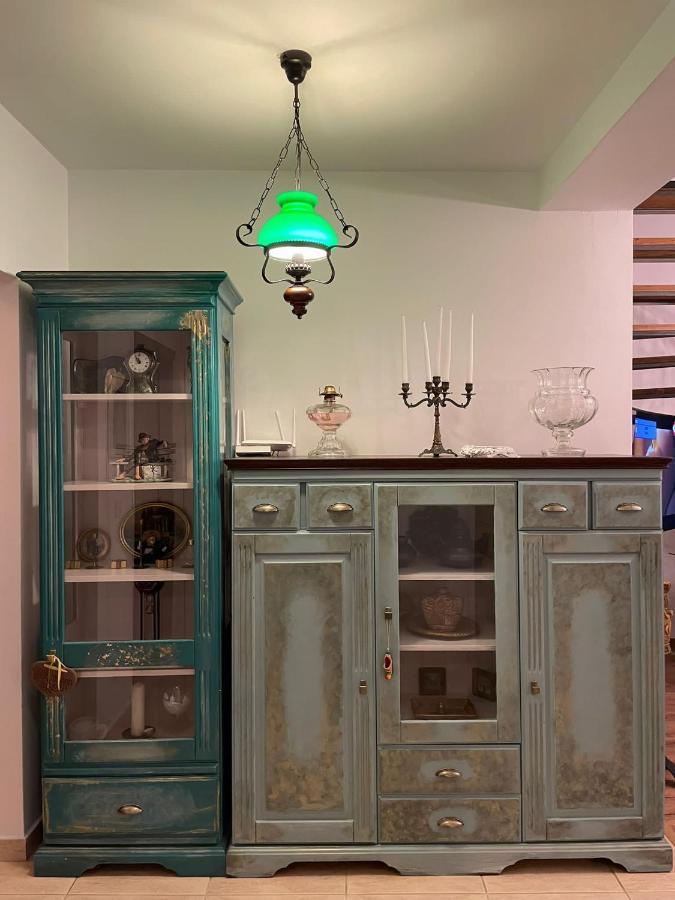 דירות אלבה לוליה Apartament Yannis מראה חיצוני תמונה