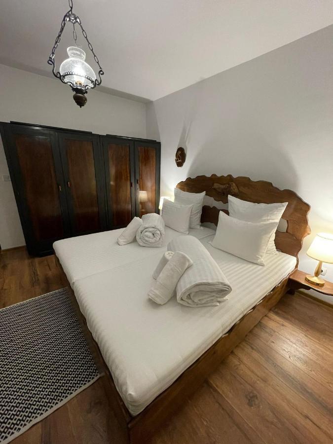 דירות אלבה לוליה Apartament Yannis מראה חיצוני תמונה
