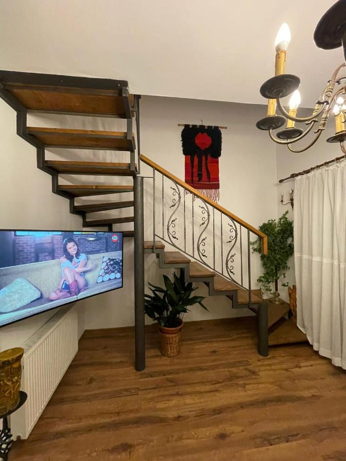 דירות אלבה לוליה Apartament Yannis מראה חיצוני תמונה