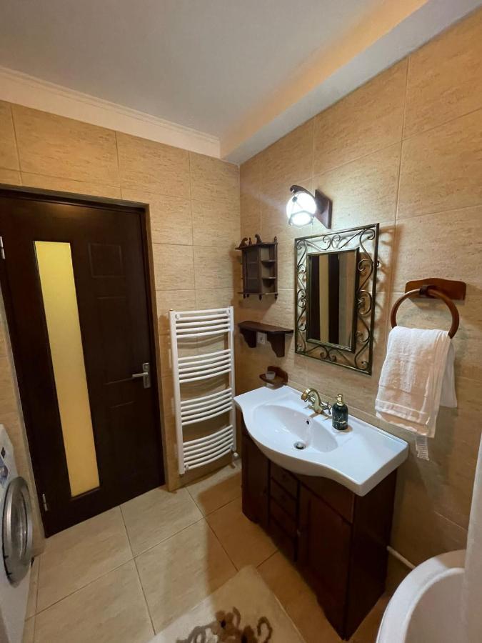 דירות אלבה לוליה Apartament Yannis מראה חיצוני תמונה