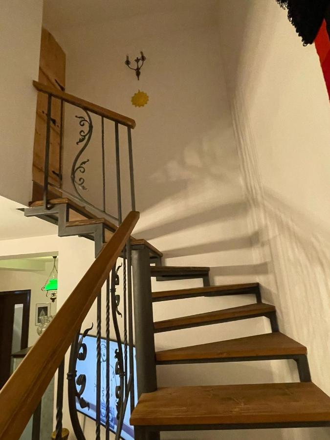 דירות אלבה לוליה Apartament Yannis מראה חיצוני תמונה