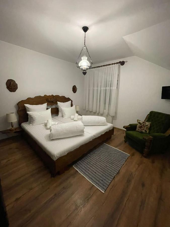דירות אלבה לוליה Apartament Yannis מראה חיצוני תמונה