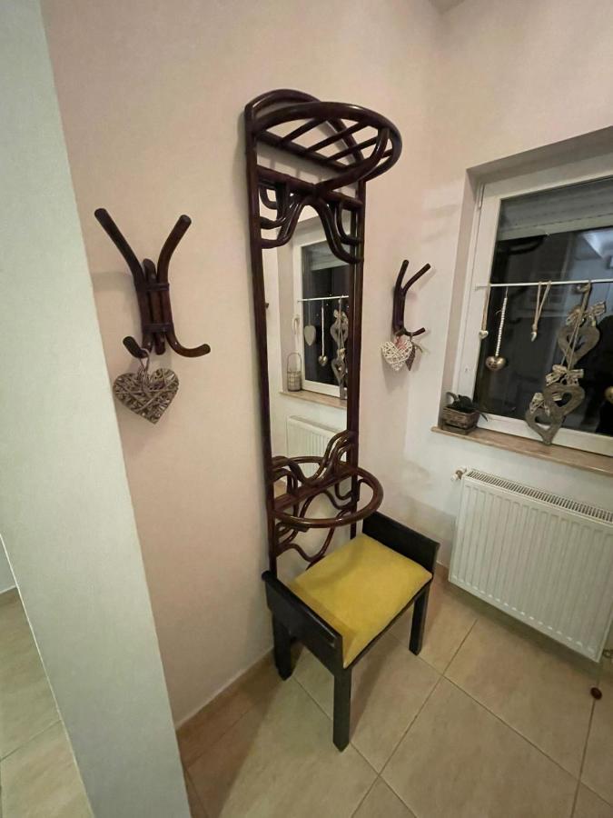 דירות אלבה לוליה Apartament Yannis מראה חיצוני תמונה